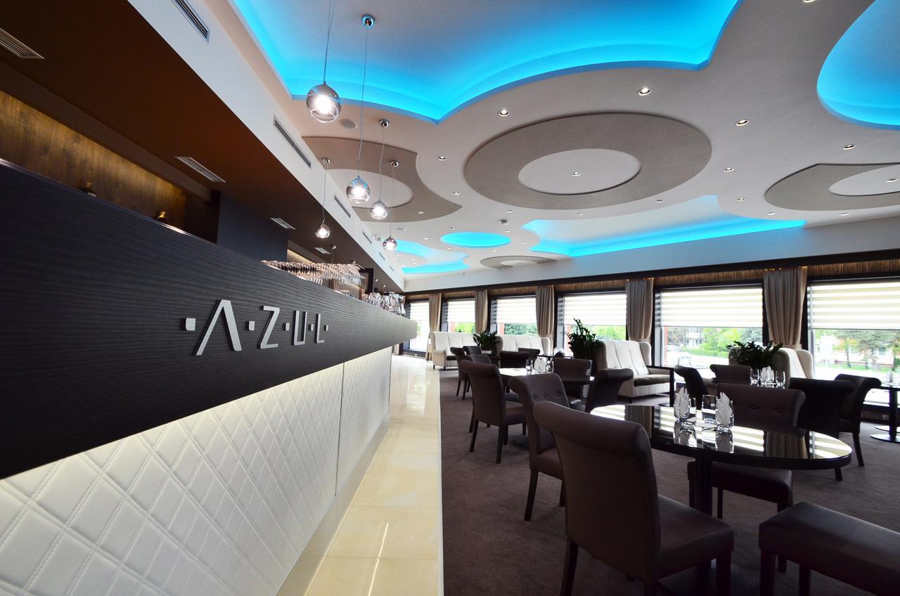 Azul Hotel & Restaurant Partizánske Eksteriør billede